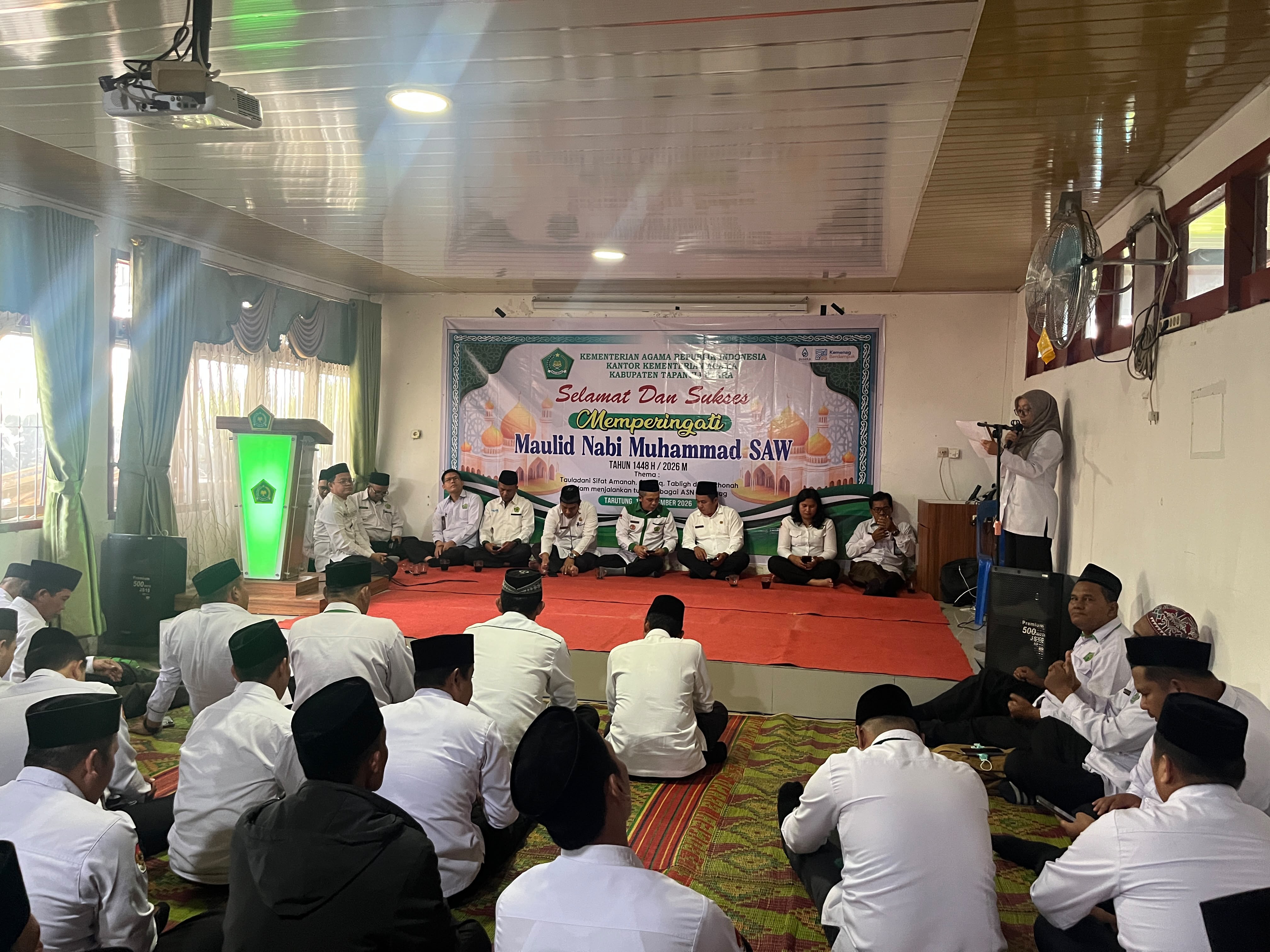 Kankemenag Taput Laksanakan Perayaan Maulid Nabi Muhammad SAW